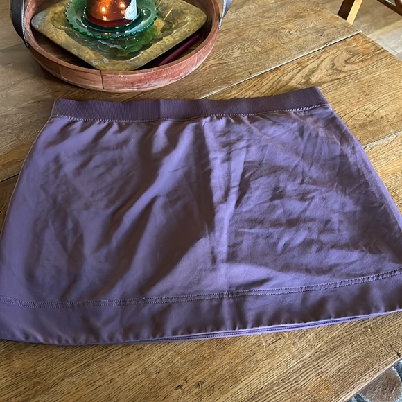 Athletic Skirt with Built in Shorts - Picture 4 of 5